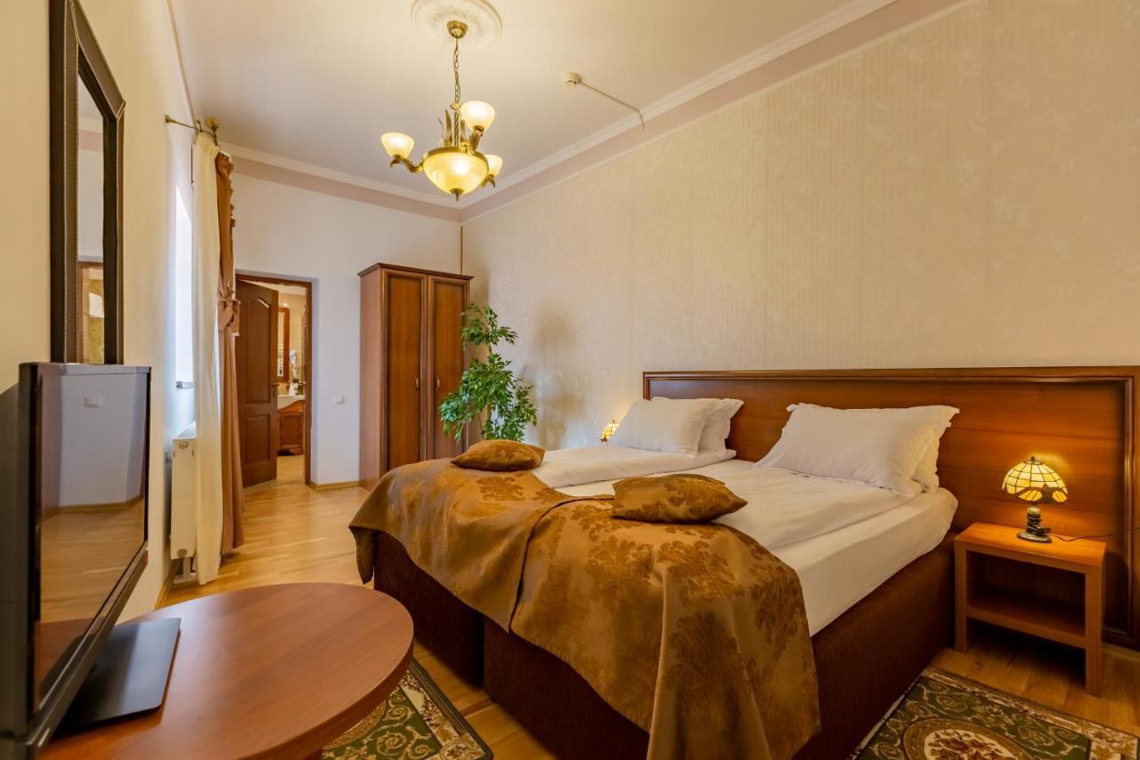 Hotel Boutique Bulevard ซิวิโชอารา ภายนอก รูปภาพ